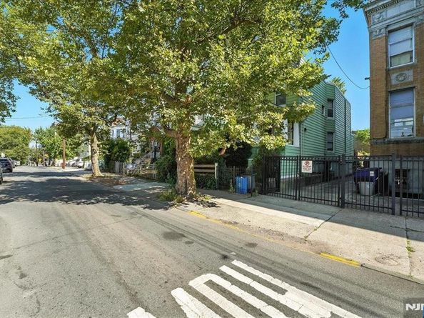 140 Clinton Avenue, Jersey City NJ 07304