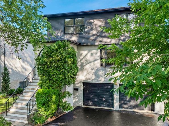 468 Morse Avenue, Ridgefield NJ 07657