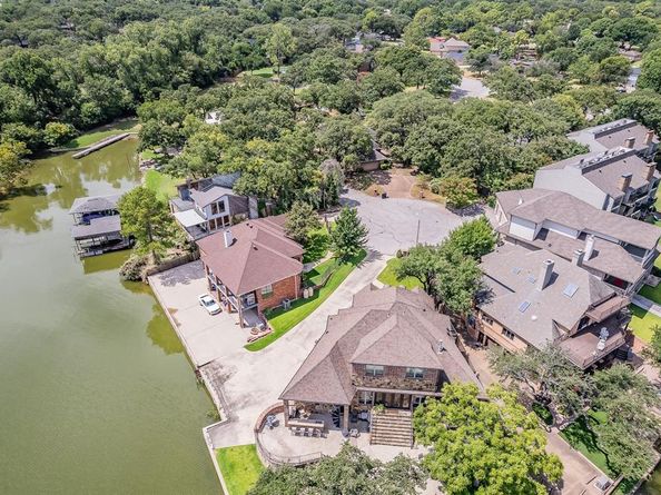 413  Timber Bay Court , Azle Texas 76020