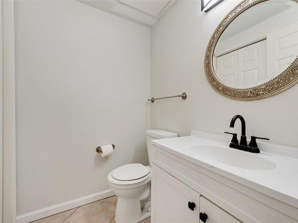 2835  Keller Springs Road  205, Carrollton Texas 75006