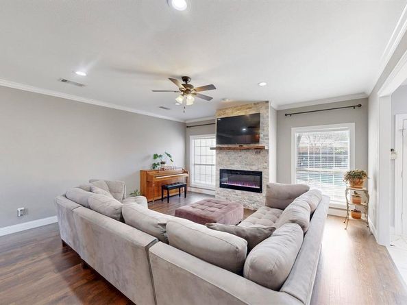 1985  Murifield Avenue , Rockwall Texas 75087