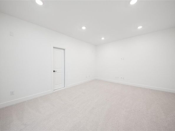 3911  Friendship Court , Heath Texas 75032