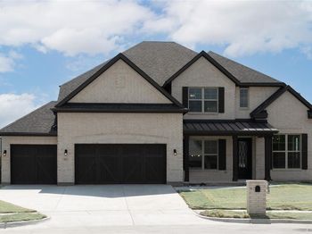 3911  Friendship Court 