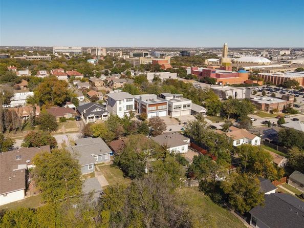 3816 W 7TH Street , Fort Worth Texas 76107