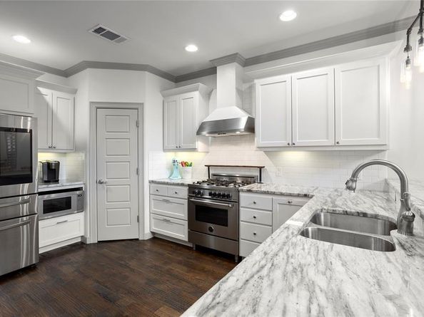 3816 W 7TH Street , Fort Worth Texas 76107
