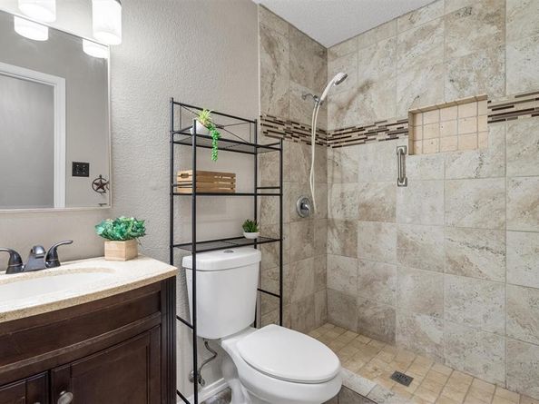 10212  Brea Canyon Road , Fort Worth Texas 76108
