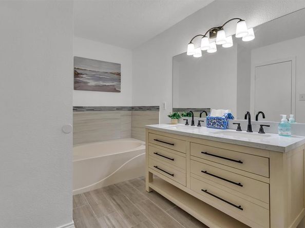 10212  Brea Canyon Road , Fort Worth Texas 76108