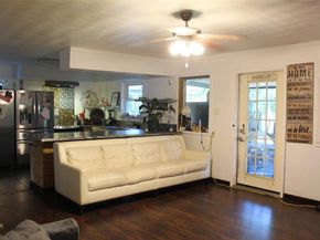 612  Ranier Circle , Garland Texas 75041