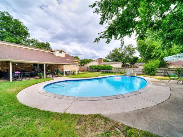 4321  Woodlake Drive , Lake Worth Texas 76135