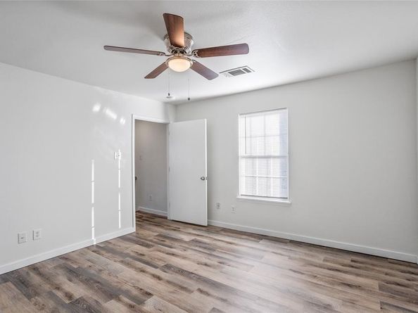 4001  Acacia Street , Fort Worth Texas 76109