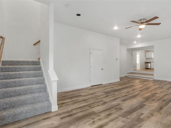 4001  Acacia Street , Fort Worth Texas 76109