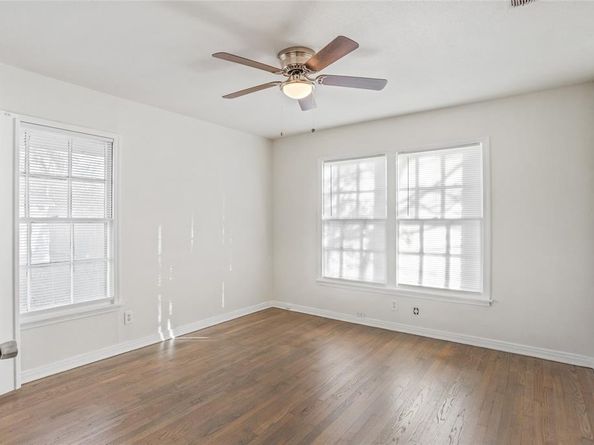 4001  Acacia Street , Fort Worth Texas 76109