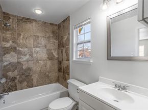 4001  Acacia Street , Fort Worth Texas 76109