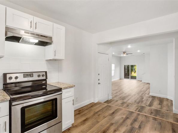 4001  Acacia Street , Fort Worth Texas 76109