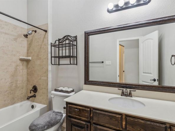 10420  Old Eagle River Lane , McKinney Texas 75072