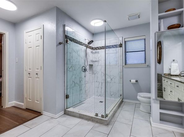 10220  Shadow Way , Dallas Texas 75243