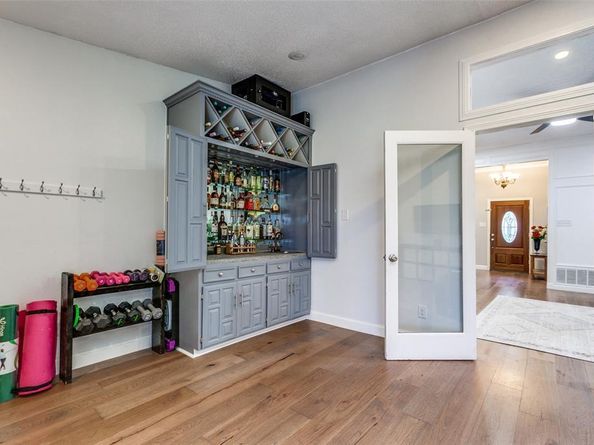 10220  Shadow Way , Dallas Texas 75243