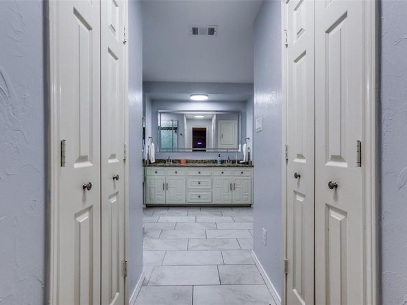 10220  Shadow Way , Dallas Texas 75243