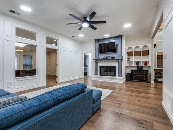 10220  Shadow Way , Dallas Texas 75243
