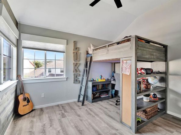 940  Crown Court , Highland Village Texas 75077