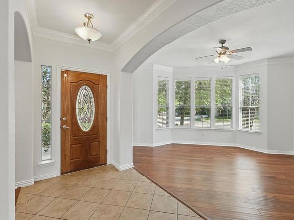 2410  Honey Drive , Arlington Texas 76001