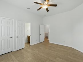2410  Honey Drive , Arlington Texas 76001