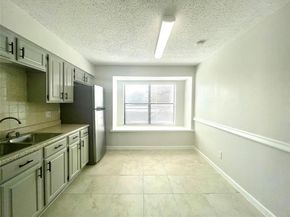 5840  Spring Valley Road  810, Dallas Texas 75254