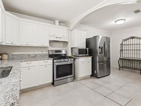 2811  Carlson Drive , Dallas Texas 75235