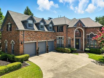 2008  Boxwood Drive 