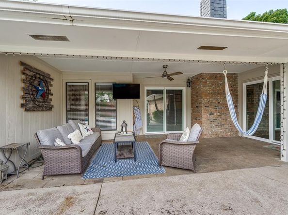 2221  Cliffside Drive , Plano Texas 75023