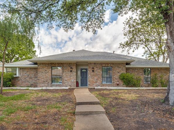 2221  Cliffside Drive , Plano Texas 75023