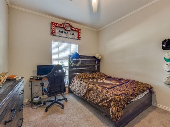 2221  Cliffside Drive , Plano Texas 75023