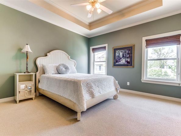 6521  Del Norte Lane , Dallas Texas 75225