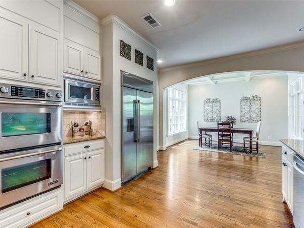 6521  Del Norte Lane , Dallas Texas 75225