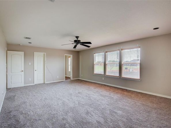 1057  Castle Top Drive , Fort Worth Texas 76052