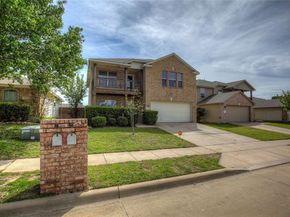 1057  Castle Top Drive , Fort Worth Texas 76052