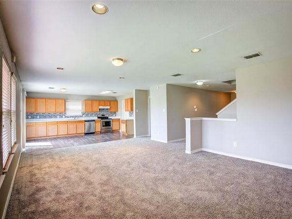 1057  Castle Top Drive , Fort Worth Texas 76052
