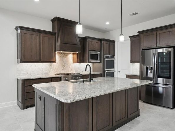 6625  Titus Lane , Frisco Texas 75036
