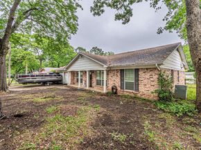2525  Warren Lane , Fort Worth Texas 76112
