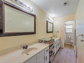 2525  Warren Lane , Fort Worth Texas 76112