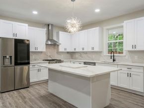 518 S Cockrell Hill Road , Cockrell Hill Texas 75211