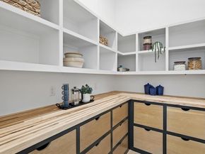 7618  Roper Street , Dallas Texas 75209