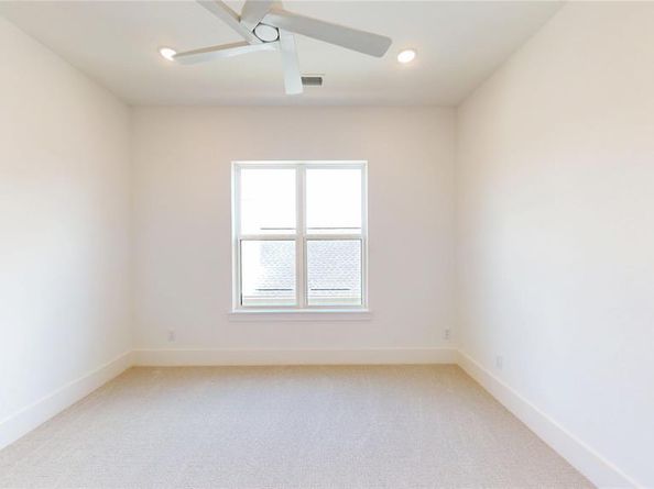7618  Roper Street , Dallas Texas 75209