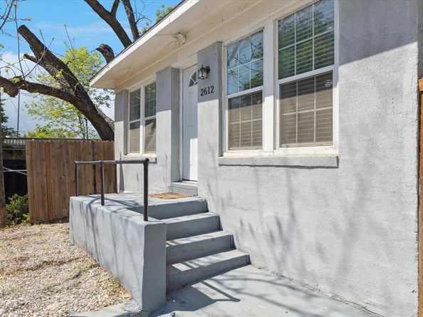 2612  Harwood Street , Fort Worth Texas 76103