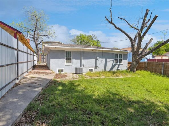 2612  Harwood Street , Fort Worth Texas 76103