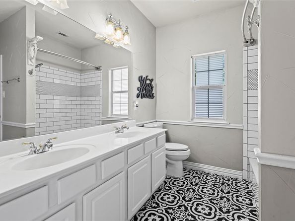1001  Lochness Lane , Garland Texas 75044