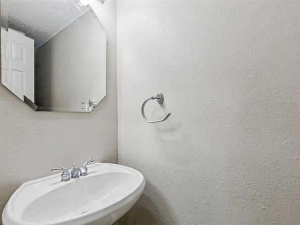 400  Black Rock Court , Irving Texas 75063