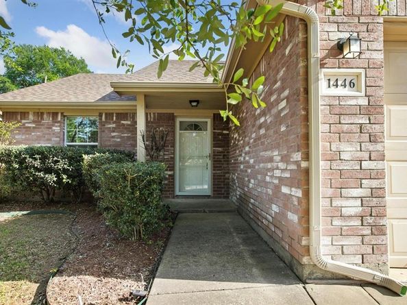 1446  Sax Leigh Drive , Dallas Texas 75241