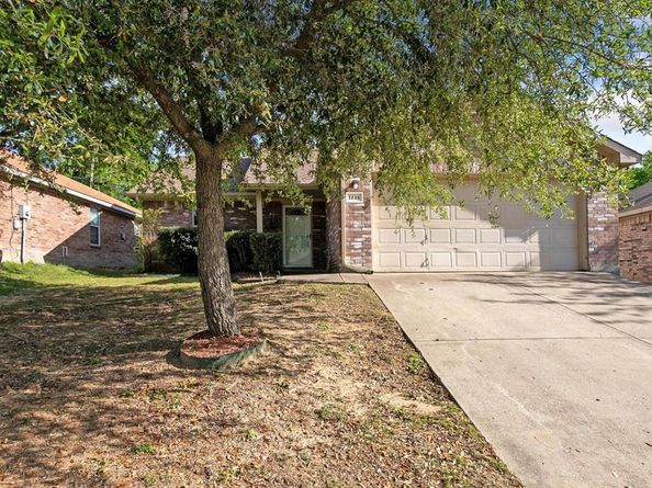 1446  Sax Leigh Drive , Dallas Texas 75241
