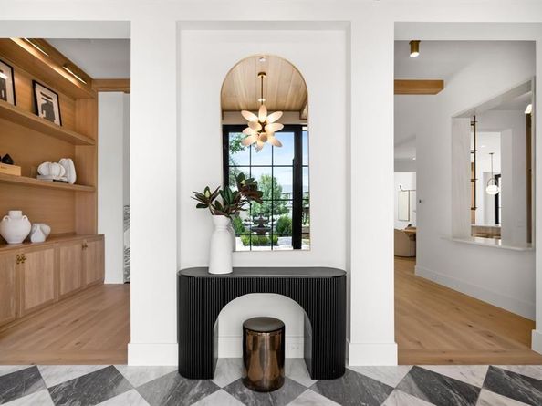 7007  Azalea Lane , Dallas Texas 75230